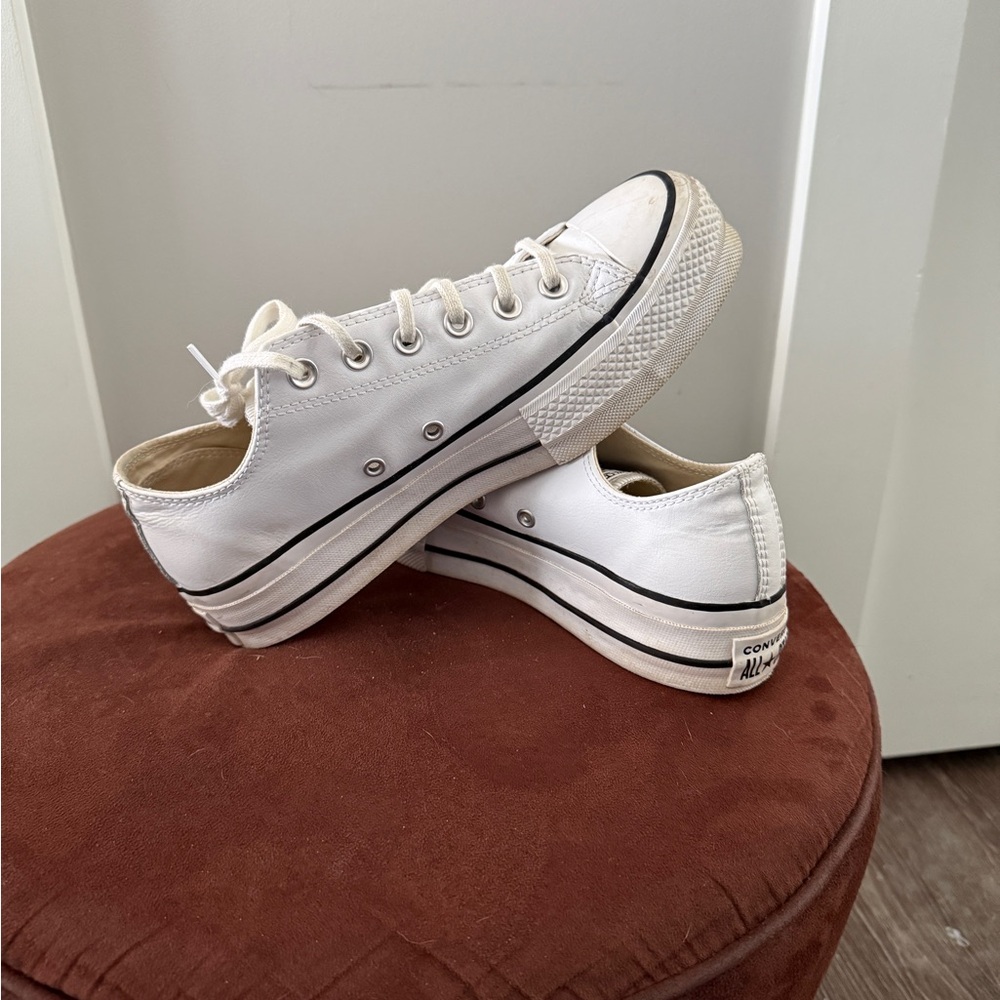 Stylish White Low-Top Sneakers